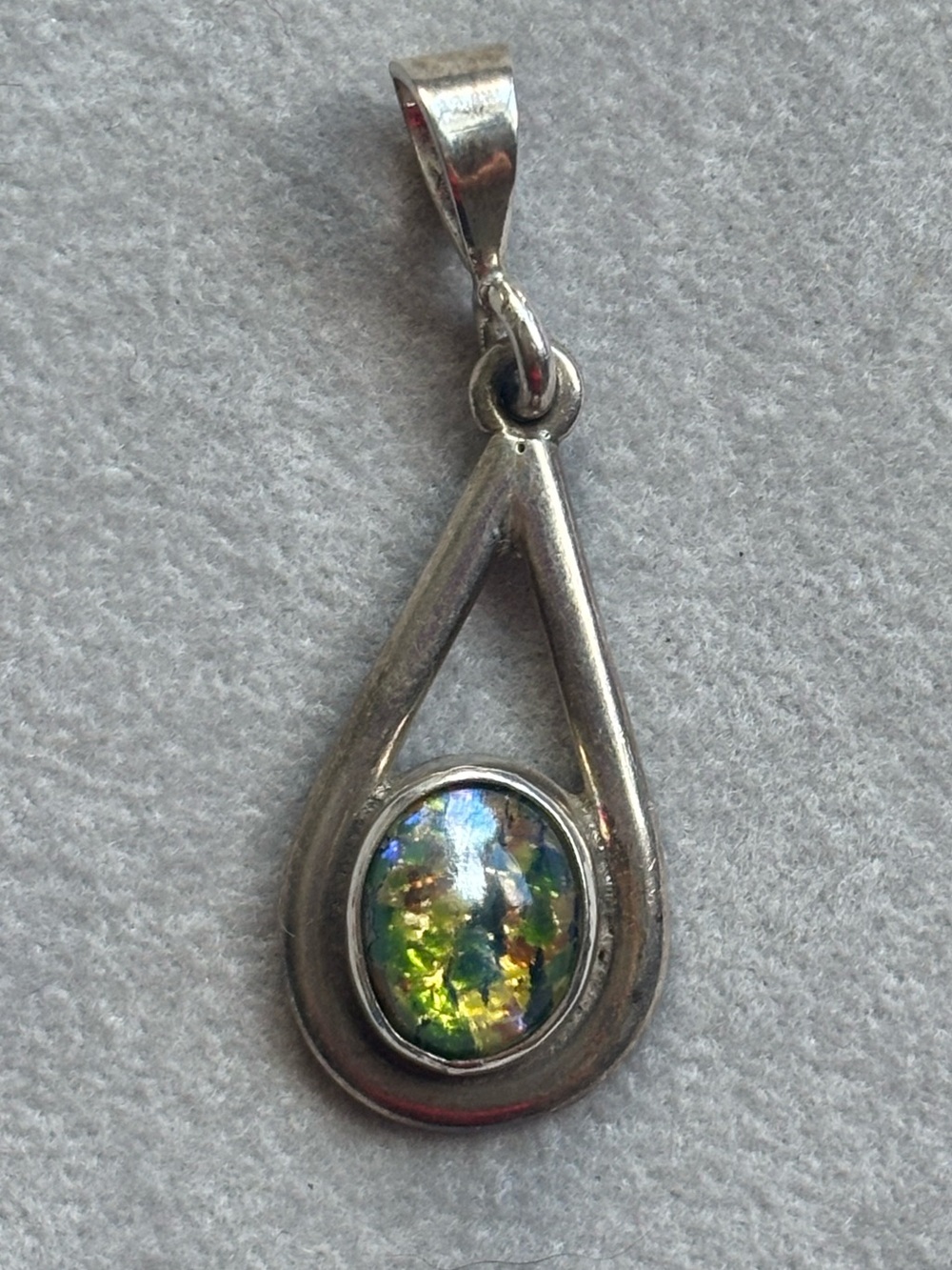 Yellow and green iridescent ammolite pendant 950 silver